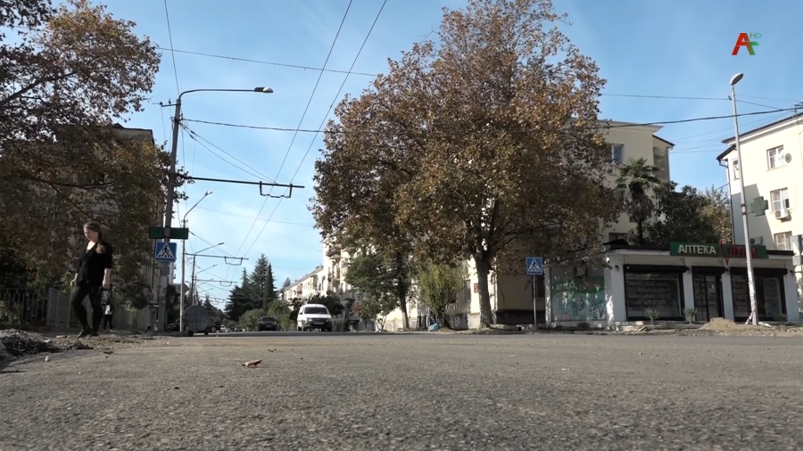 Сюжет Абхазского телевидения о завершающем этапе работ на трех столичных улицах