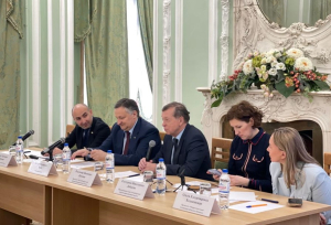 Сухум и Санкт-Петербург будут укреплять торгово-экономическое сотрудничество